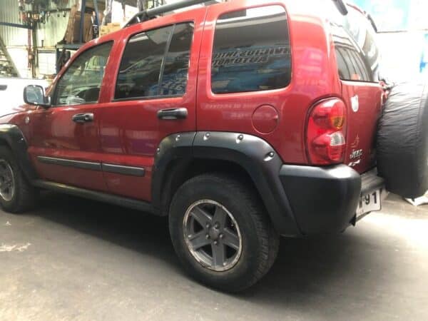 se vende jeep 6